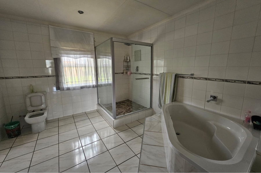 3 Bedroom Property for Sale in Oranjeville Free State